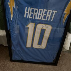 Justin Herbert Jersey Autographed 