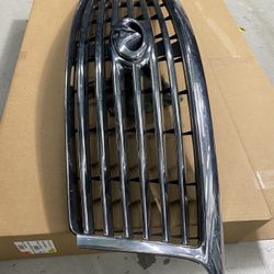 2015-2017 Infiniti Qx80 Grill