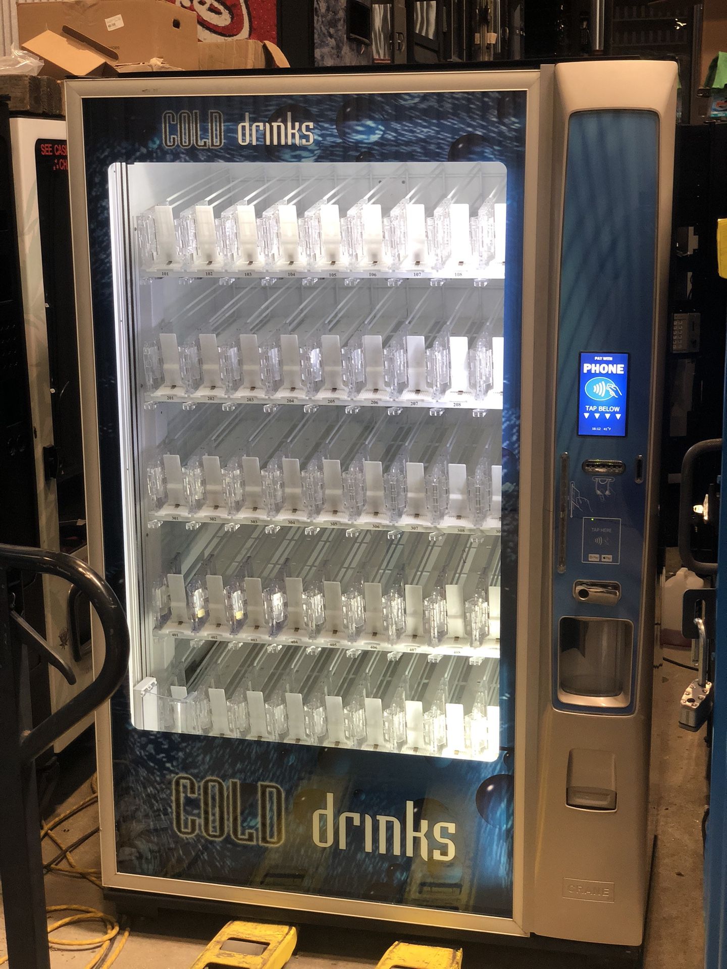 Crane Bevmax 6 Media Drink Vending Machine