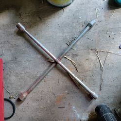 Cross Wrench