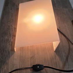 Light Table 6" x 9" with 6 foot switch cord