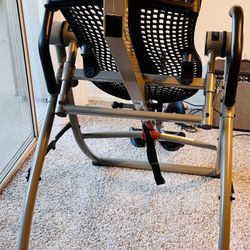 Teeter Inversion Table