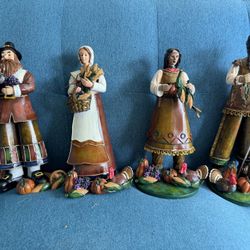 Vintage Thanksgiving Figurines (set Of 4) Pilgrims And Natives