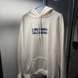 Supreme Hoodie 