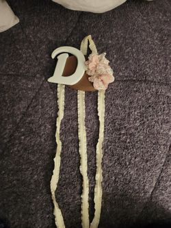 Hair Bow/ Clip Holder Letter "D"