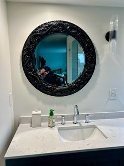 Black ROUND MIRROR