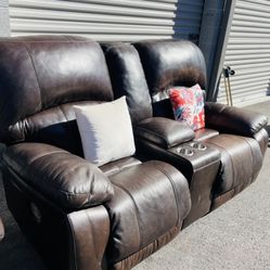BROWN LEATHER ELECTRIC RECLINER LOVESEAT