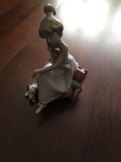 Lladro “chit chat” porcelain figurine