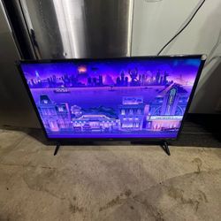 Title: TCL 32” Roku Smart TV Model 32S331 LED HDTV Working