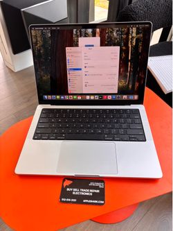 MacBook Pro 14” M3 Pro Chip! 36GB Ram 512SSD! 90 Day warranty! We offer financing.