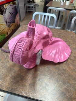 Elephant wall decoration piece