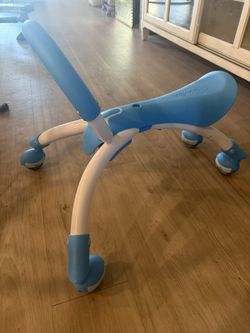 YBIKE Pewi walking ride-on toy