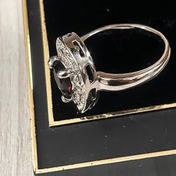 Anillo stainless size 7/8 piedra roja y chispas joyas antiguas