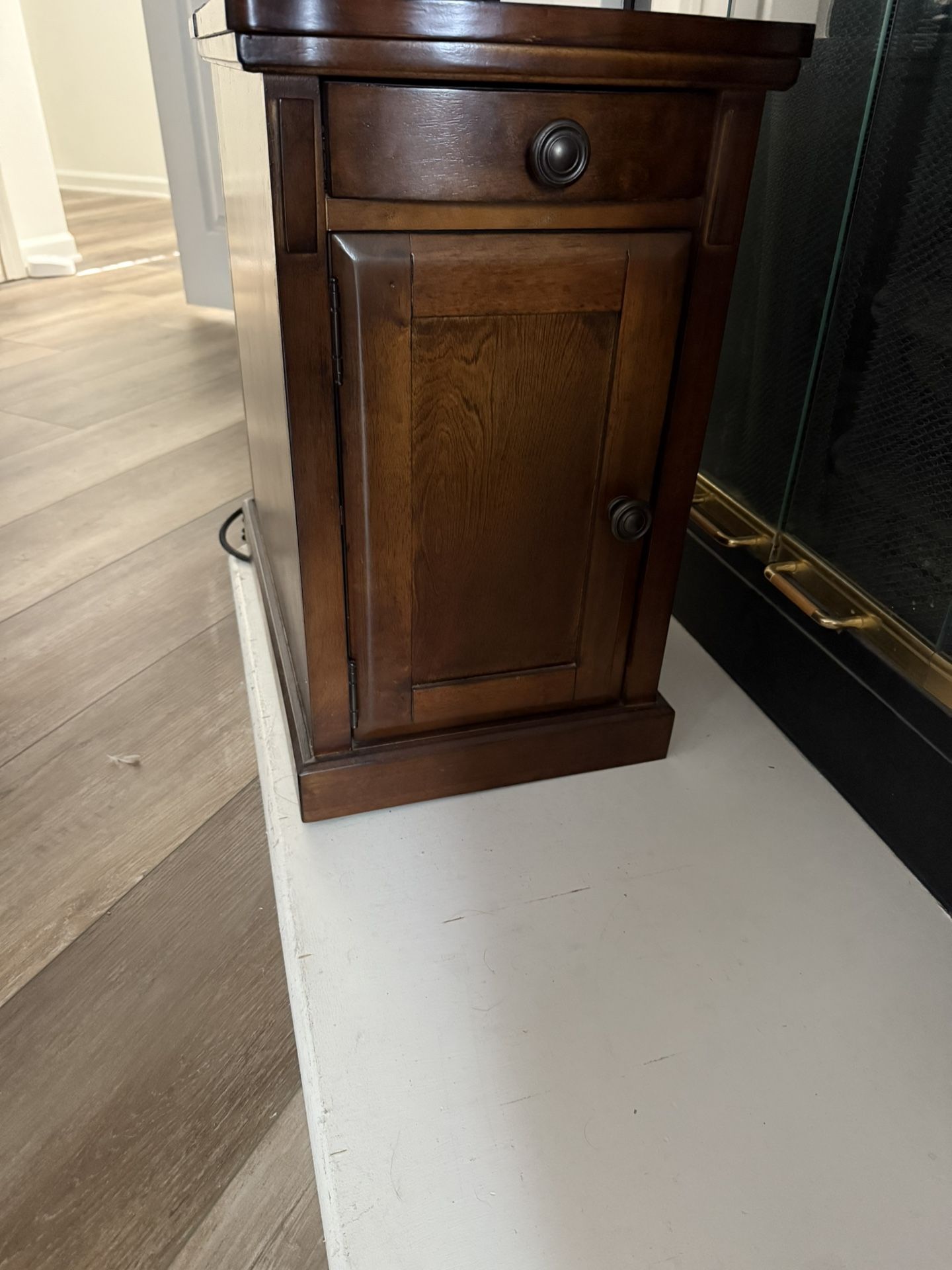 Ashley Side Table