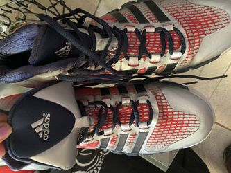 Adidas tennis shoes