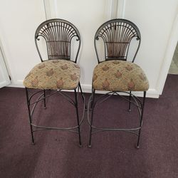 bar height chairs 