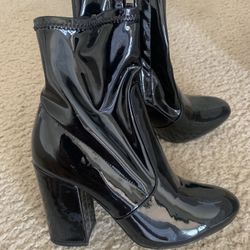 Patent leather women's boots
