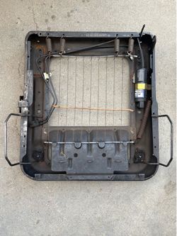 Ford Mustang GT Bottom Bucket power seat Metal Frame  Passenger side
