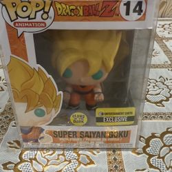 Super Saiyan Goku With Protector Funko Pop