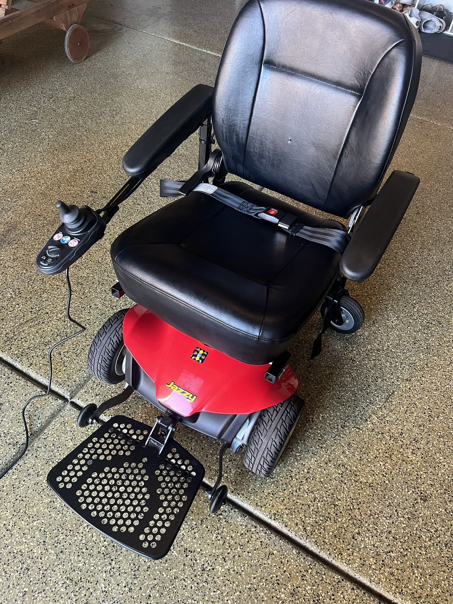 Pride Jazzy Select Elite Mobility Scooter Power Wheelchair With Joystick Controls