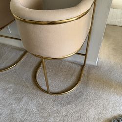 Counter Top Chairs/Barstools