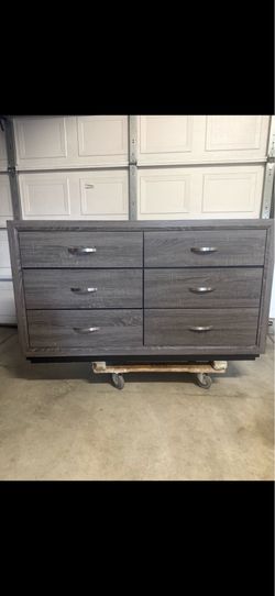 Dresser 60”W X32”H X 16”D