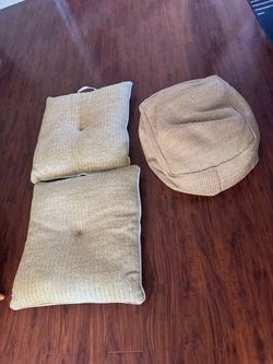 Floor cushions
