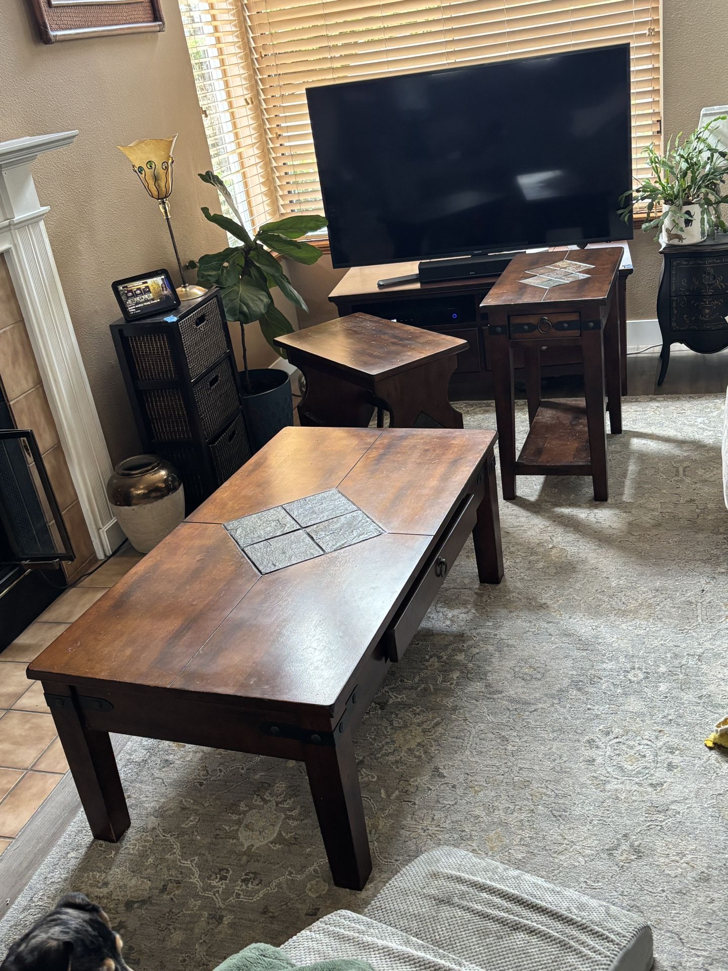 Coffee Table And End Table Set