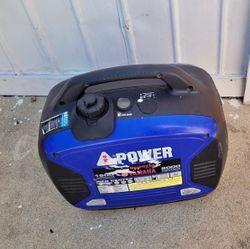A-iPower Portable Inverter Generator, 2000W Powered By Yamaha SC2000i