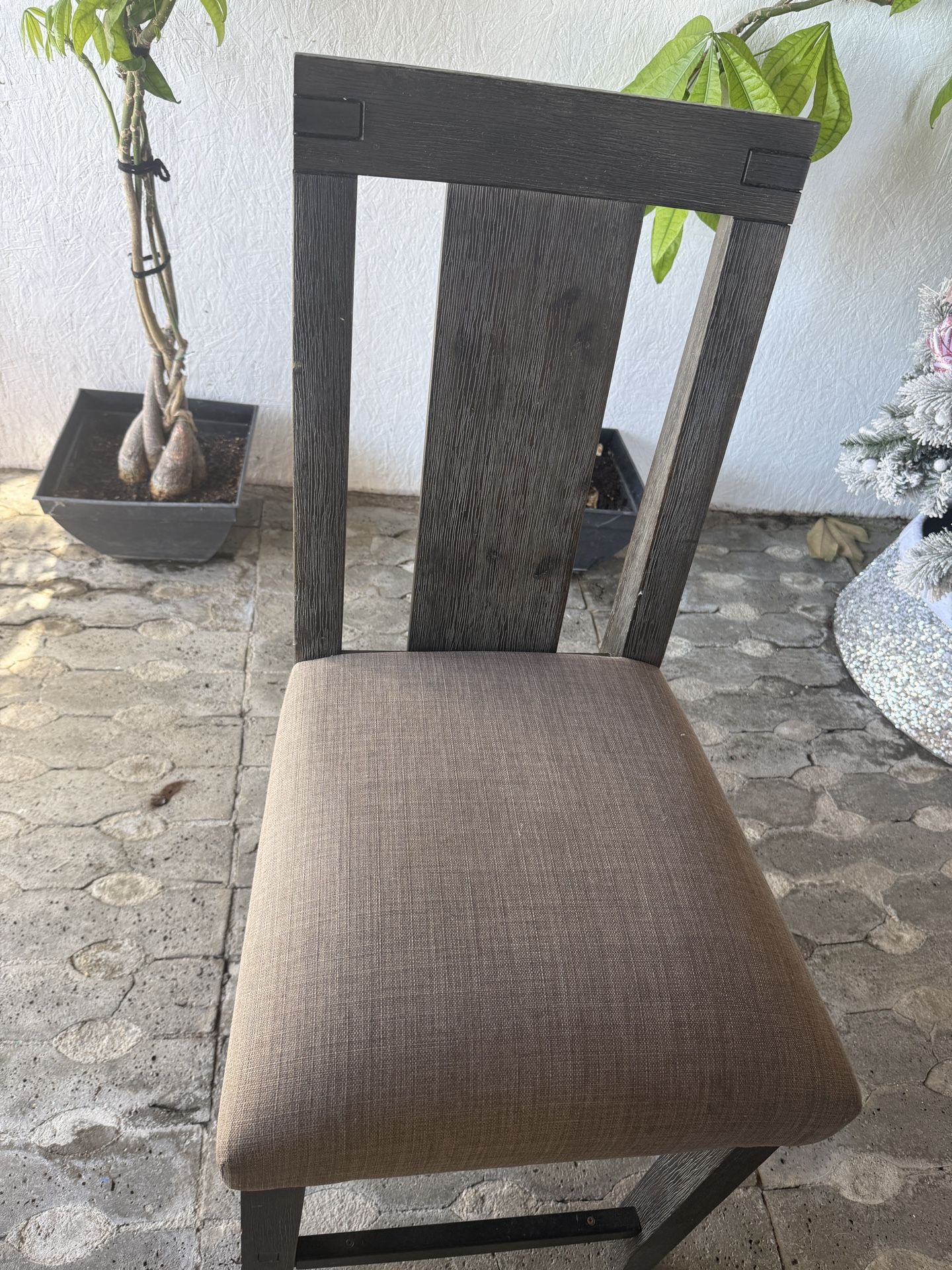 Kitchen Table With Four Chairs