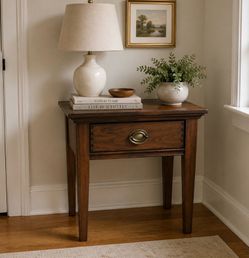 Solid Wood Nightstand / End Table – Vintage Style