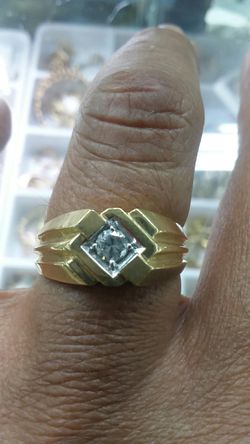 14k Gold Diamond Ring .20 ct Diamonds 9 GRAMS special price