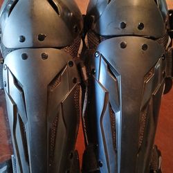 Bilt knee guards