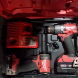 Milwaukee Fuel Drill Set With 2 High Output Batteries ,Rotary Hammer Drill And Radio 