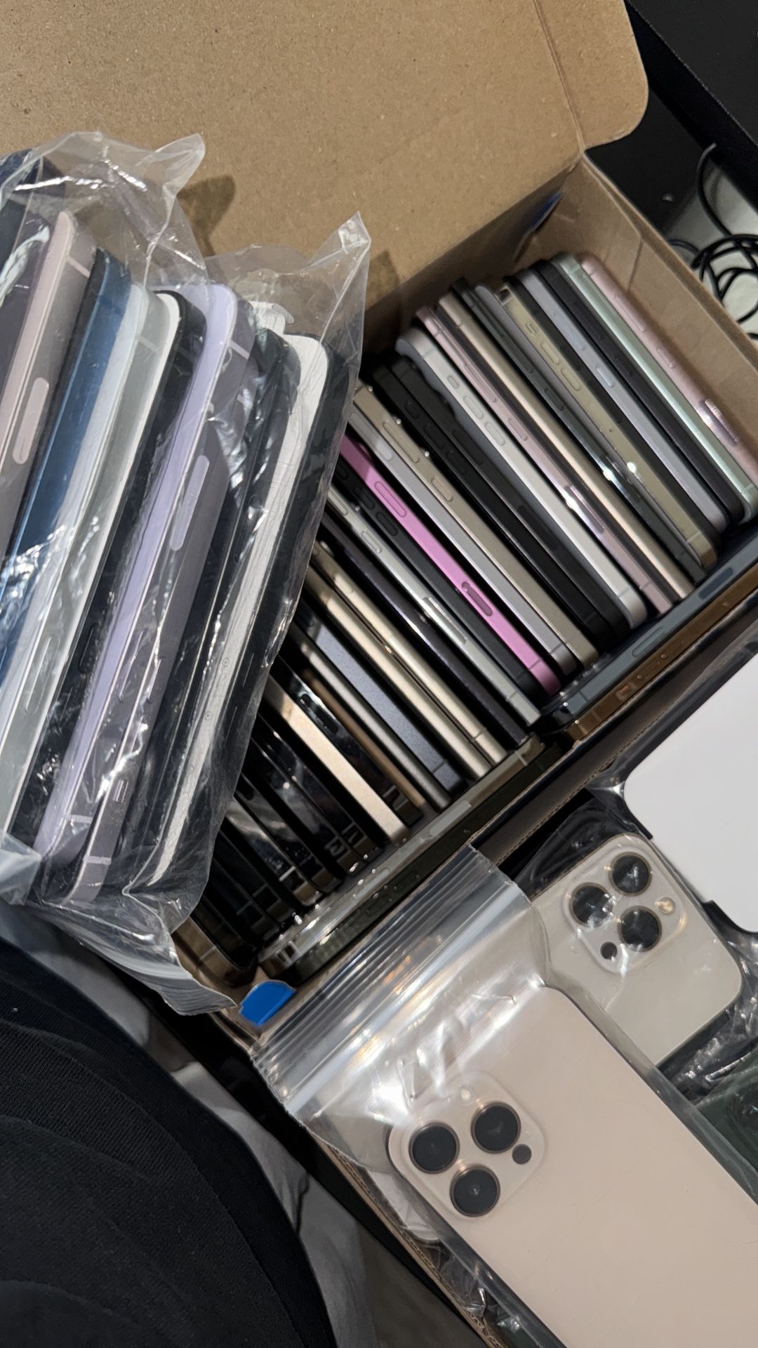 Wholesale iPhone Unlocked 