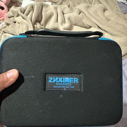 Diamond hole drill bits