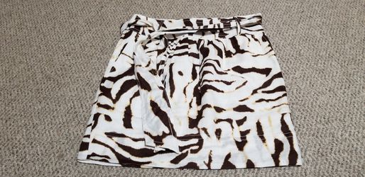 Banana Republic 8 zebra print skirt