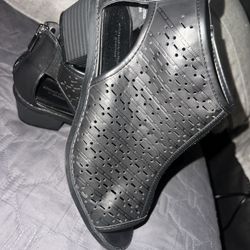 Black Toe Heels Cloudwalkers By Avenue 