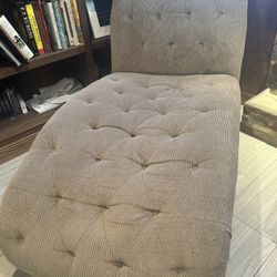 Chaise Lounge