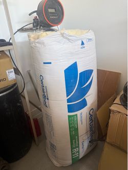 R-11 unfaced insulation