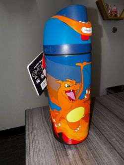 Owala FreeSip Pokémon Charizard Water Bottle