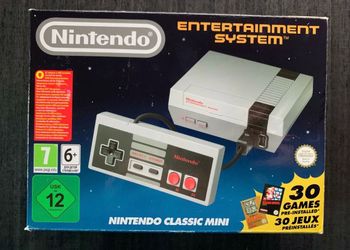 Nintendo NES Mini Classic Edition HDMI Console with 30 built-in Games Genuine