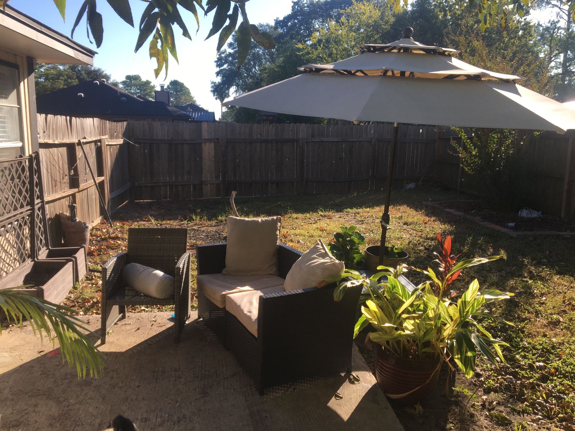 Patio Furniture With Umbrella