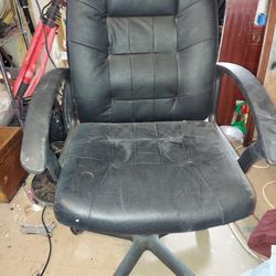 Leather Office Chair Like New Sorry Dusty In Pic It Was Ib Stoeage