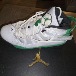 Nike mens Air Jordan 6 RinGrade School Basketball