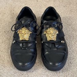 Versace Italy Men’s Black Leather Shoes Sneakers Large Gold Medusa 41 US 8 To 9