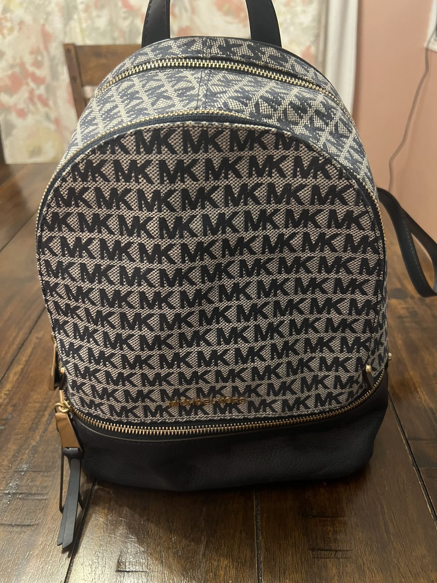 Michael Kors Bag Pack 