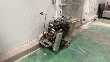 Concrete saw cutter