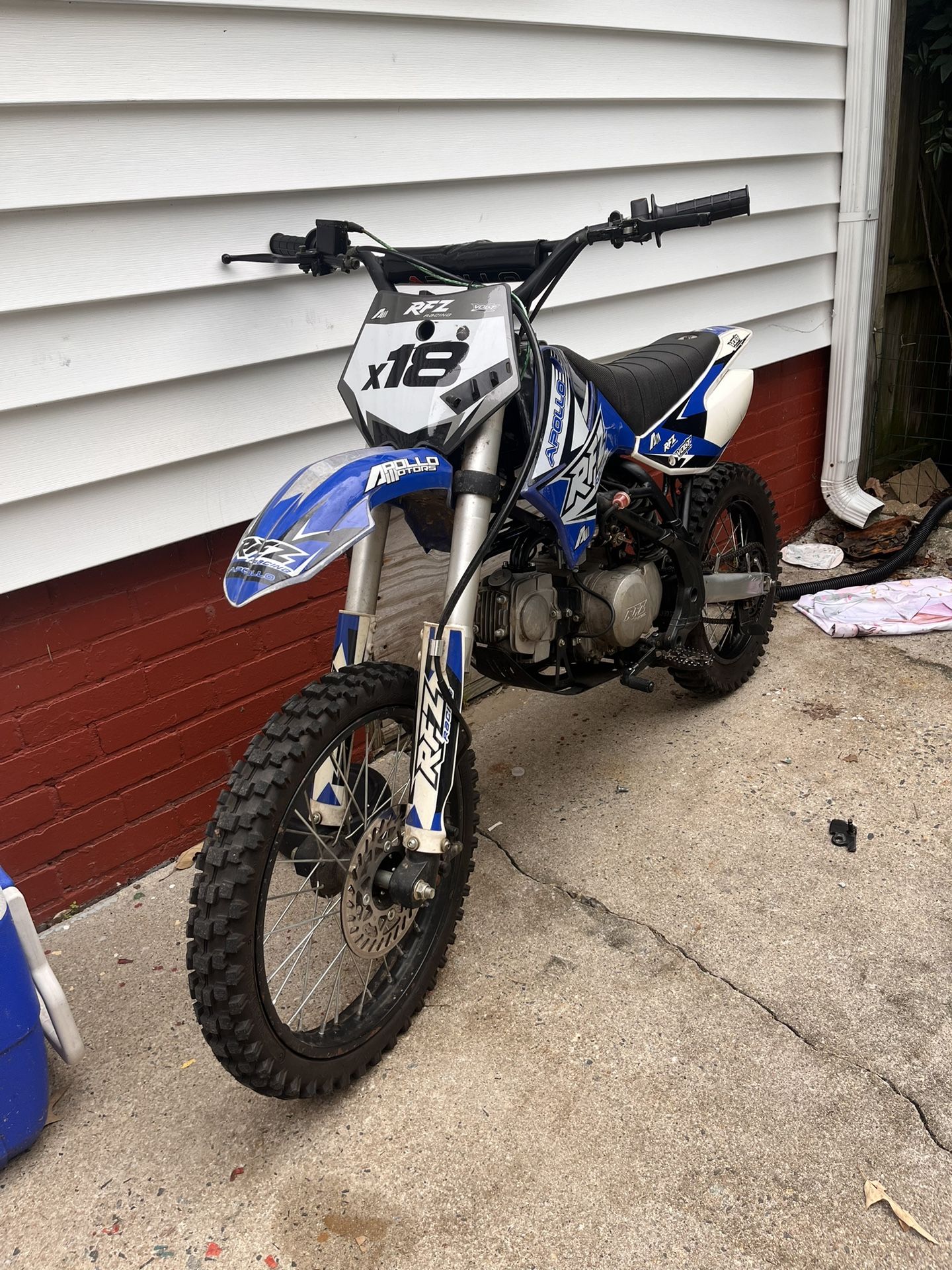 Dirt Bike Apollo X18 Racing 2017