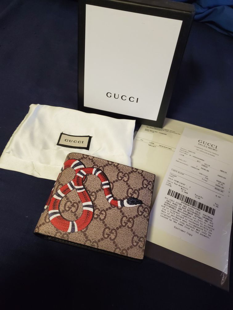 Authentic Gucci wallet Supreme
